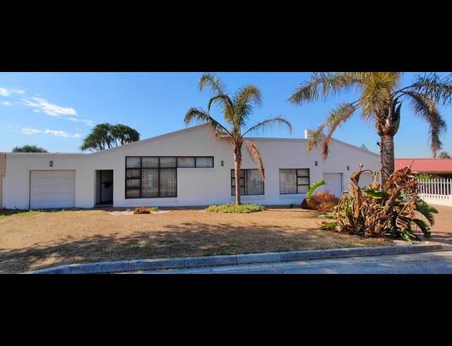 3 BEDROOM HOUSE FOR SALE IN KUILS RIVER SOUTH